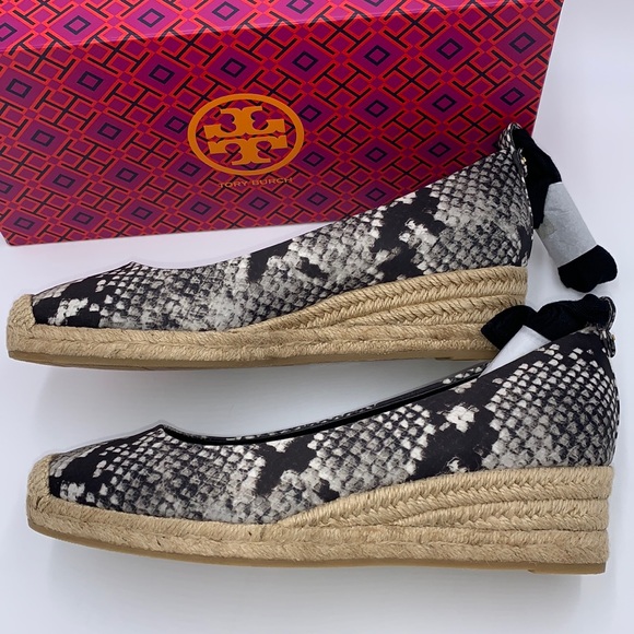 Tory Burch Heather Wedge Espadrille in Printed Satin Roccia Size 7 - Picture 7 of 12